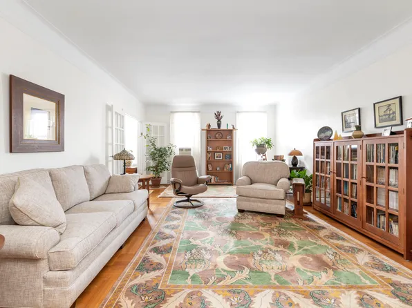 111-15 75th Avenue image 1 of 21