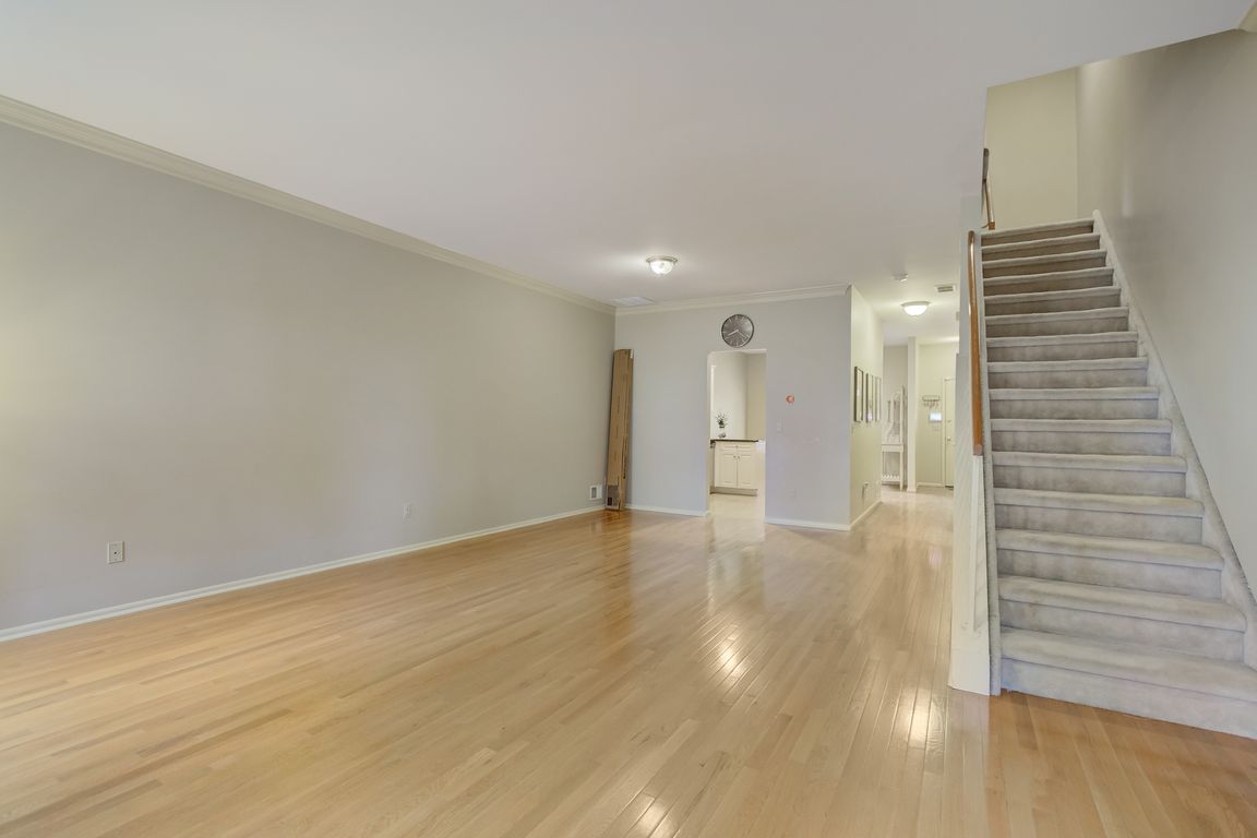 102 Tallwood Ln, Green Brook, NJ 08812 Zillow