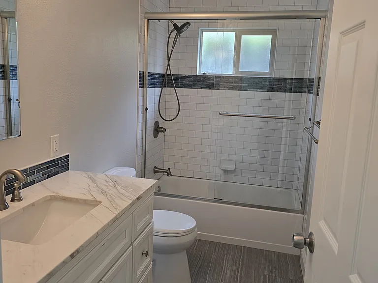 7990 Glenbar Way — Photo 14