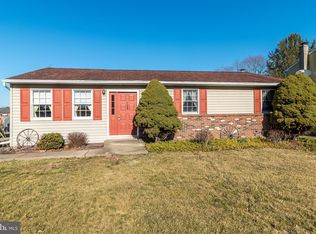 22 S Chestnut Ct, Perkasie, PA 18944