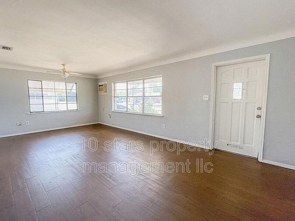 4th image of 5742 9th Ave N #1/2