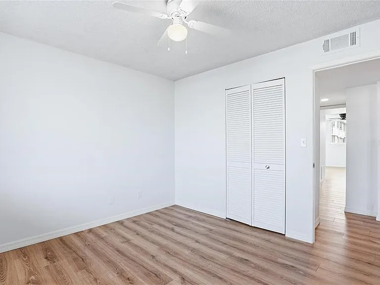 5095 Bay St NE #21O — Photo 12