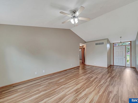 4th image of 7201 Helen Witt Dr