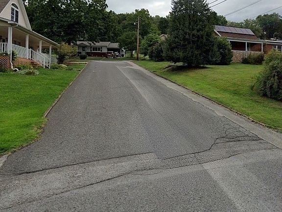 4th image of 21 Steele St