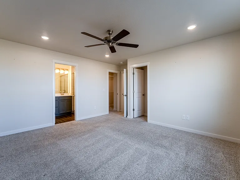 8172 Goldenray Pl — Photo 14