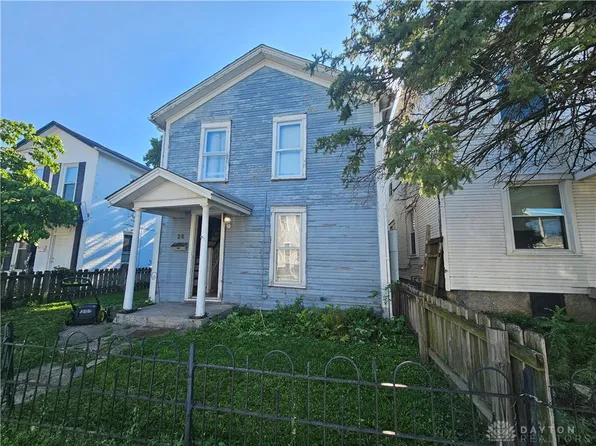 28 S Terry St, Dayton, OH 45403