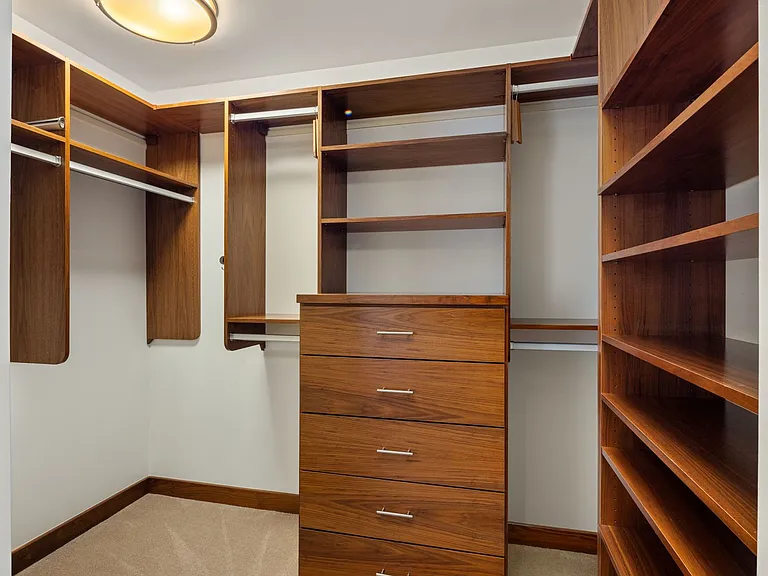 1555 Kapiolani Blvd #2000 — Photo 22