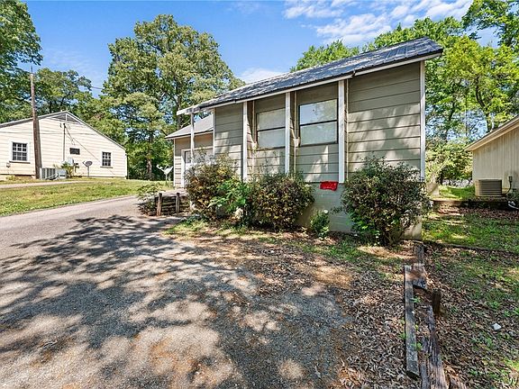 4th image of 4310-4312 Virginia Dr
