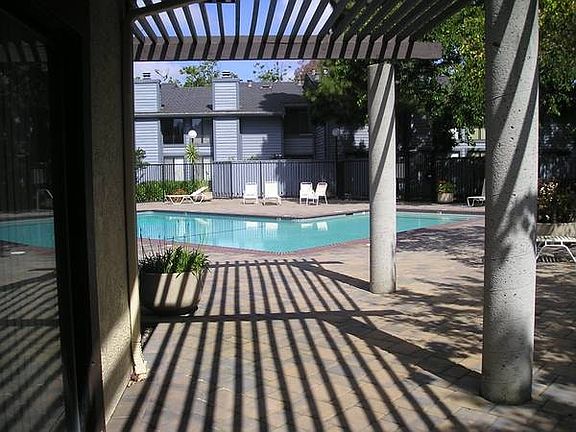 5th image of 6342 Joaquin Murieta Ave APT J