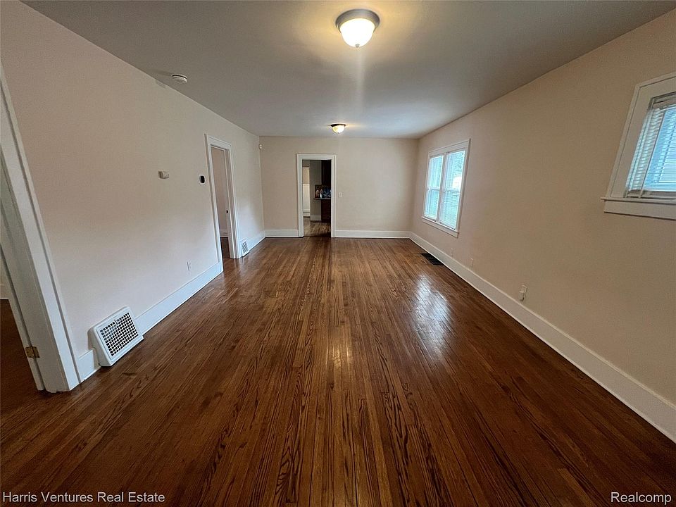 21344 Seminole St, photo 7
