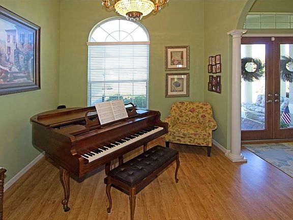 2nd image of 5438 Emeral Bay Ln