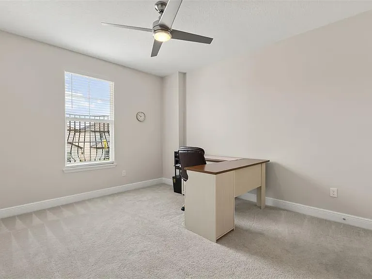 8373 Ludington Cir — Photo 27