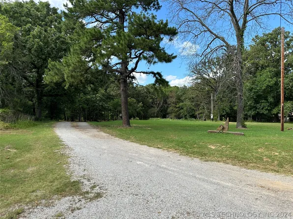 County Road 3007, Bartlesville, OK 74003