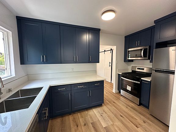 5th image of 2803 Estara Ave