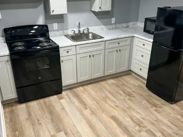 2710 Cansler Dr, Maryville, TN 37801