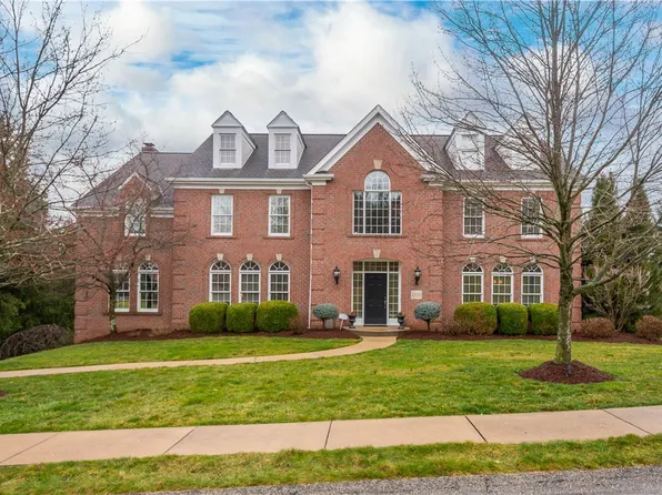 1529 Fox Chase Ln, Pittsburgh, PA 15241