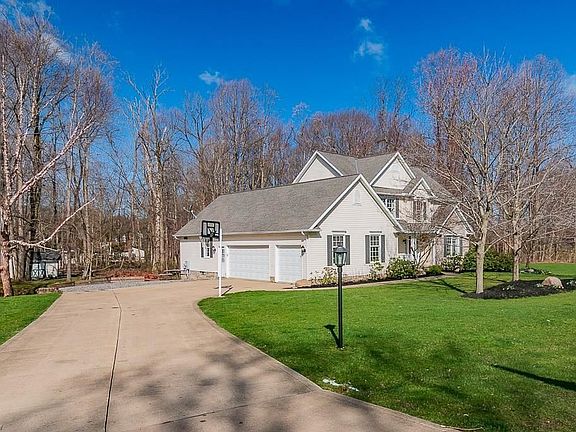 3rd image of 7390 Nancy Ann Dr