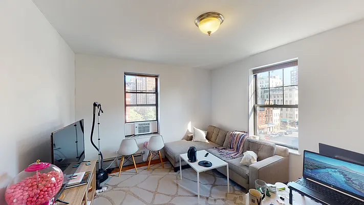 Rented by Emor Management Inc. | media 29