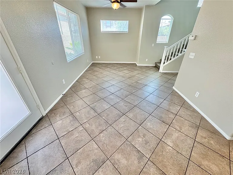 6012 Traviata Ave — Photo 4