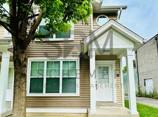 Weist Place, Louisville, KY 40206