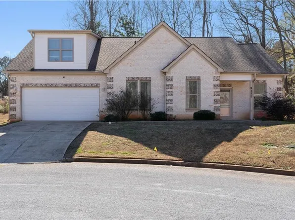 2117 Treehaven Ct, Decatur, GA 30035