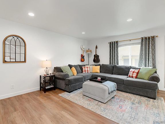 2nd image of 3631 Lemona Ave Unit C