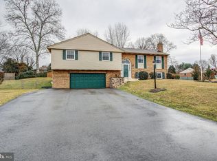 3900 Barnsley Ln, Olney, MD 20832