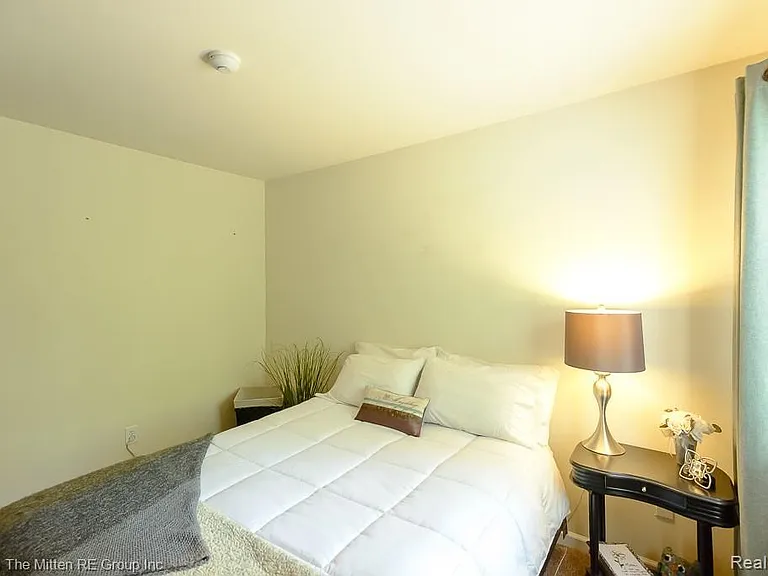 42551 Lilley Pointe Dr — Photo 11