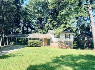 3887 Wedgefield Cir, Decatur, GA 30035