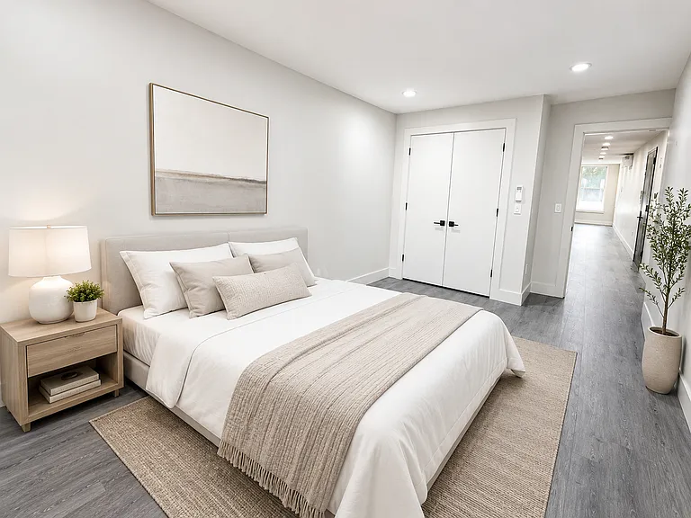 733 E 32nd St #2B — Photo 3