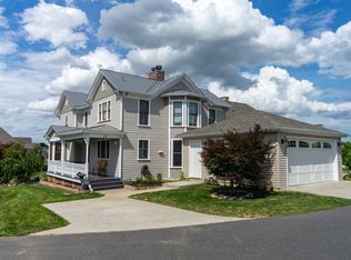 1690 Sherry Ln, Harrisonburg, VA 22801