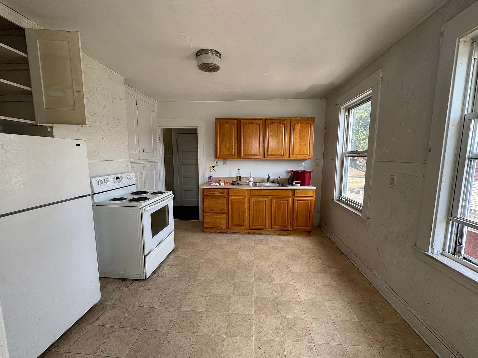 4 bed, $750 — Photo 4
