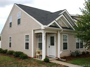 1907 Sandal Brook Rd #117, Fort Mill, SC 29715