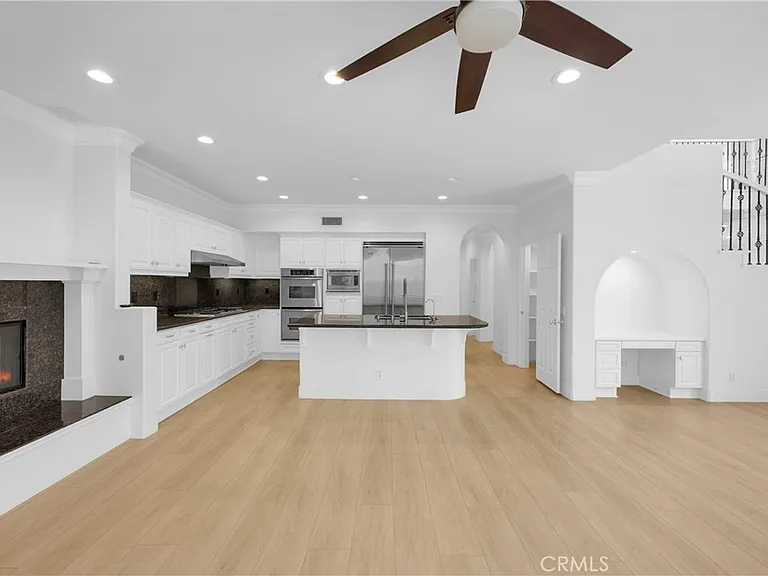 5271 Pearce Dr — Photo 14