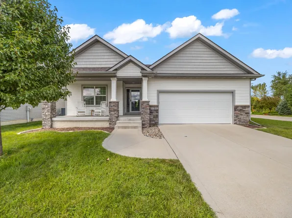 3704 SW Stonehaven Ln, Ankeny, IA 50023