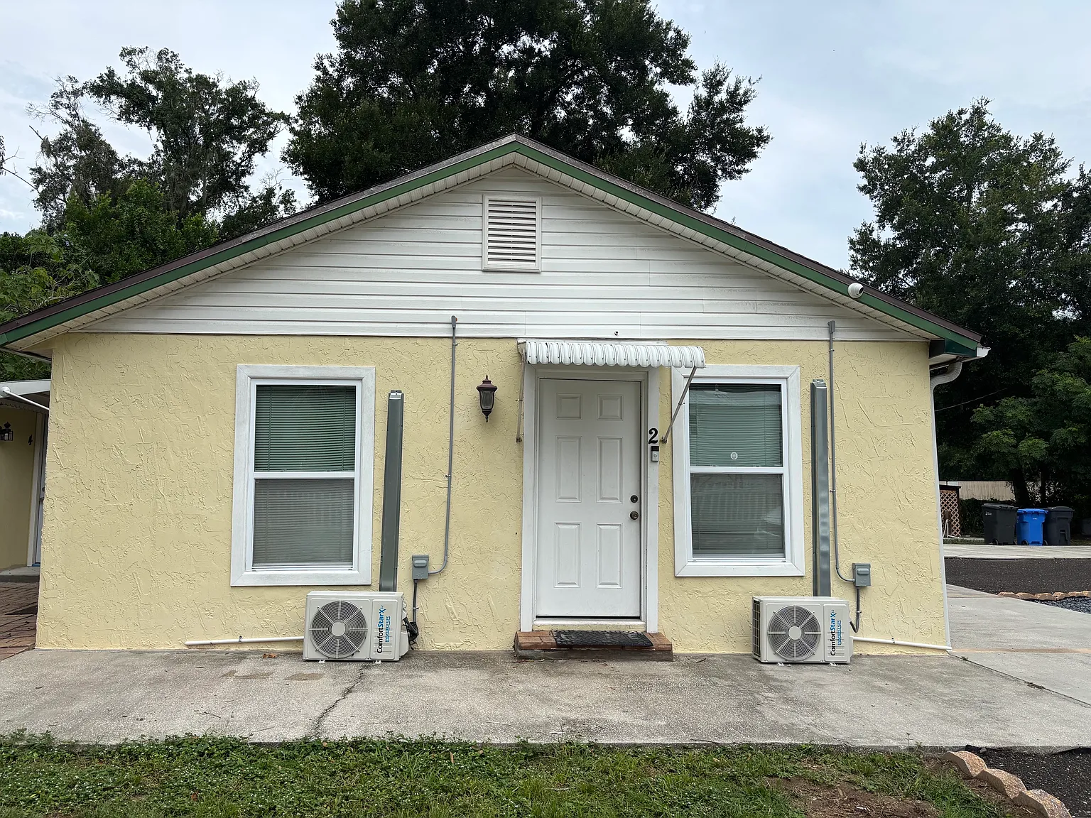 Studio, 225 sqft, $850 — Photo 1