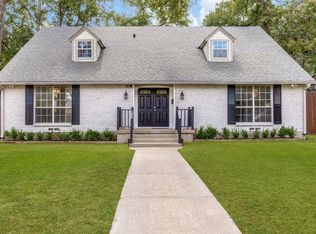 8204 Hunnicut Rd, Dallas, TX 75228