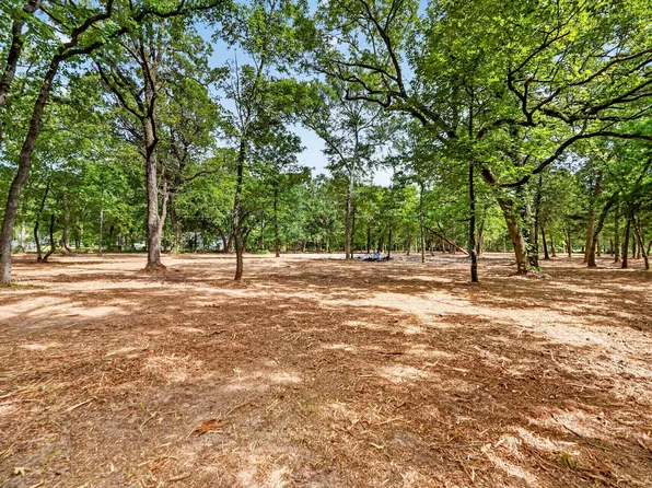 611 Vz County Road 2426, Canton, TX 75103