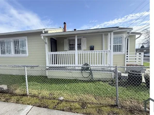 1300 90th Ave, Oakland, CA