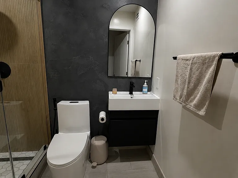 8601 Sunland Blvd #67 — Photo 43