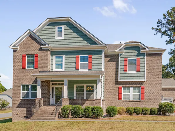 171 Pecan Harvest Dr, Garner, NC 27529