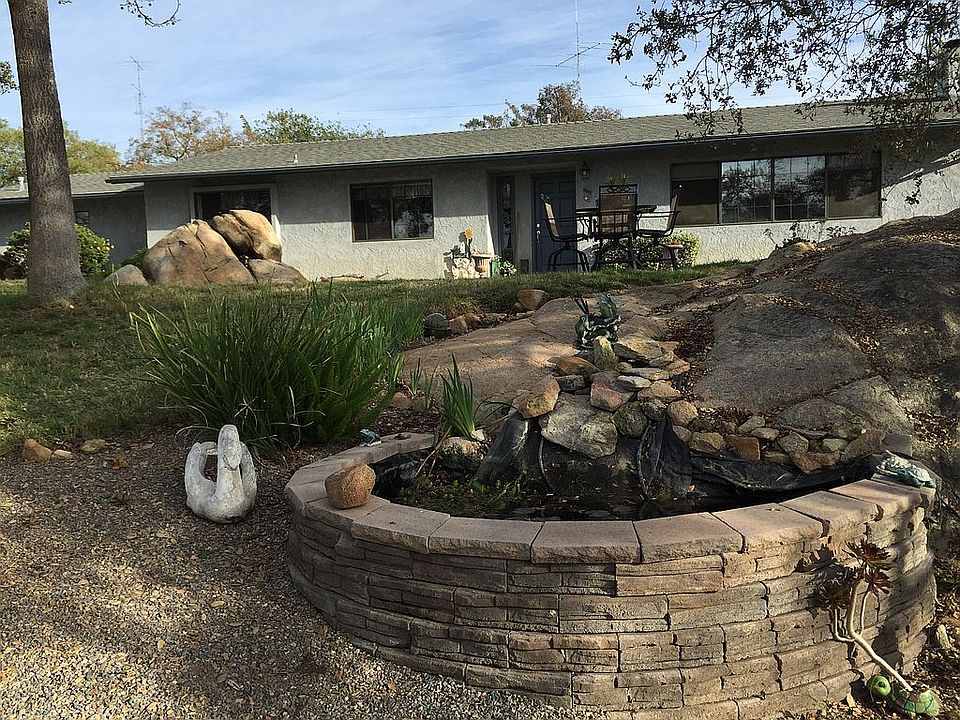 1st image of 28681 Lilac Rd