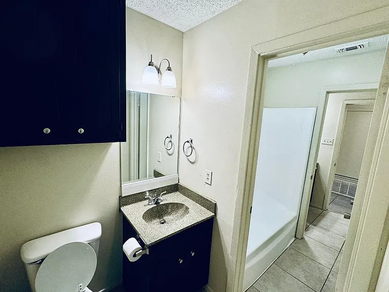 503 Town Oaks Dr — Photo 11