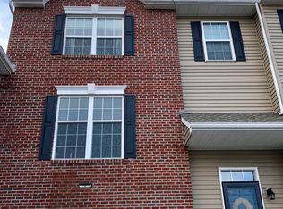 5428 Spring Ridge Dr W, Macungie, PA 18062