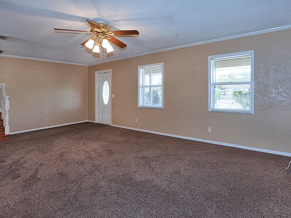 4th image of 358 Fordham Dr