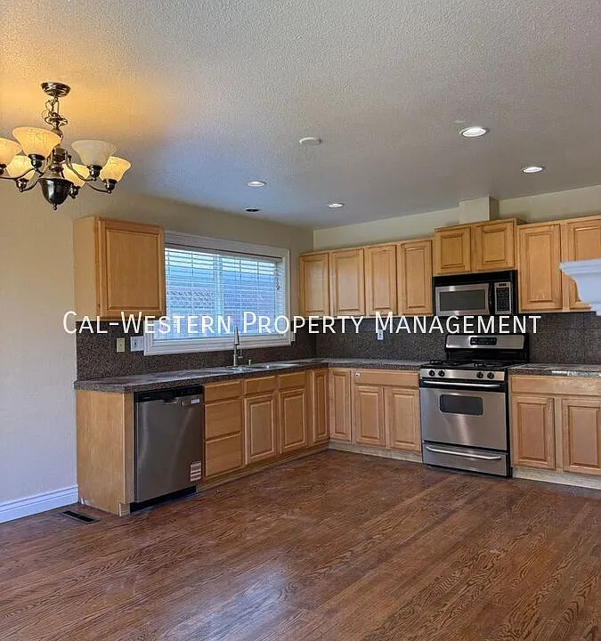 1767 Cardel Way