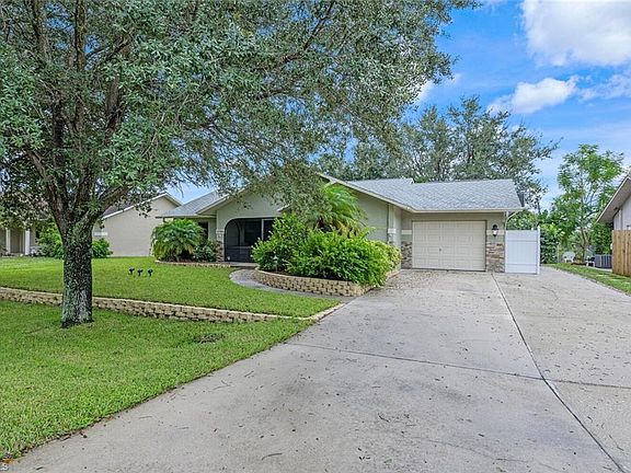 2nd image of 11704 Forest Mere Dr