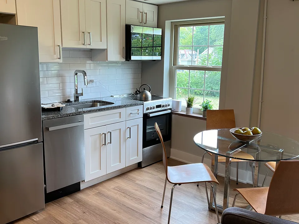 1640 E Mound St #2-F