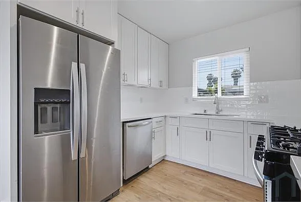 5036 Coliseum St #4 — Photo 7
