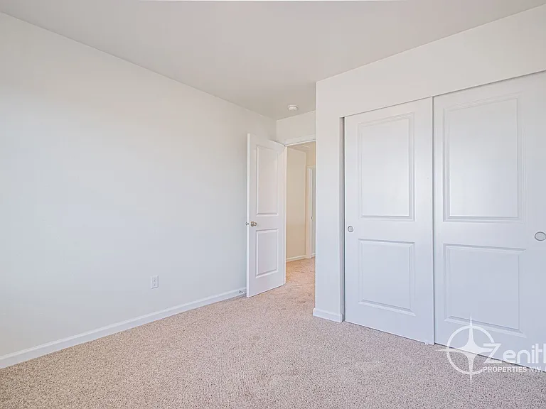 1316 W 15th Ave — Photo 4